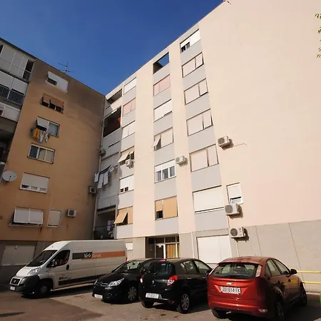 Bolt Holiday Apartment Lägenhet Split