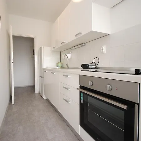 Lägenhet Bolt Holiday Apartment *