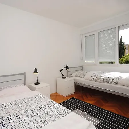Bolt Holiday Apartment