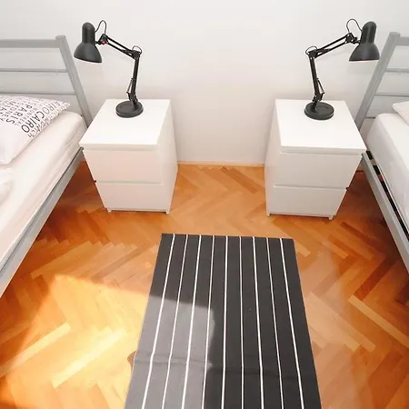 Bolt Holiday Apartment