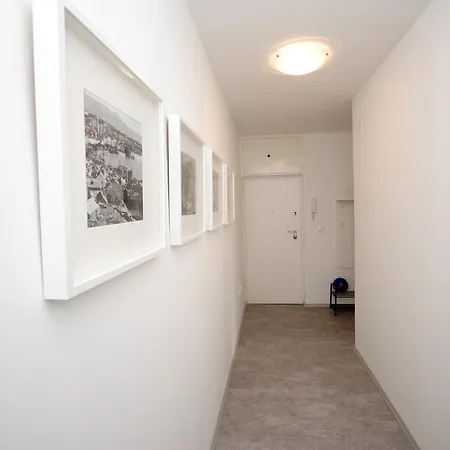 Bolt Holiday Apartment Lägenhet Split
